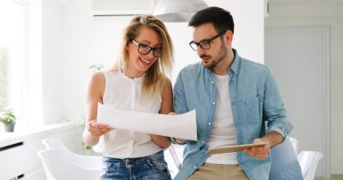  birlikte projede çalışan mimarlar