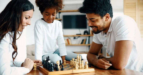 Família passar tempo juntos — Fotografia de Stock