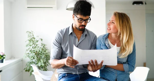 Office medarbetare i affärsmöte — Stockfoto