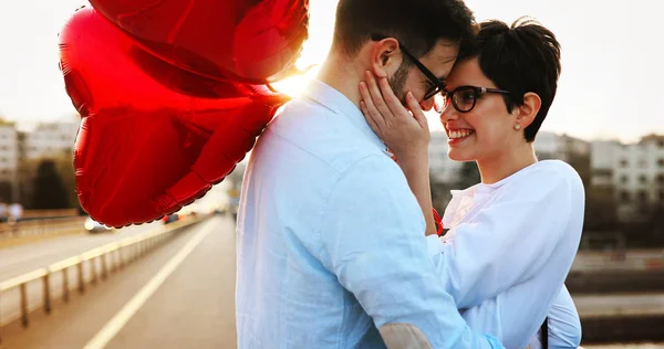 Casal romântico no amor namoro — Fotografia de Stock