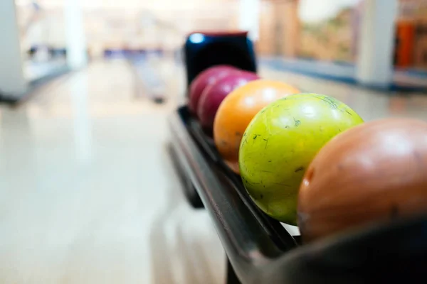 Bowling topları renkli — Stok fotoğraf