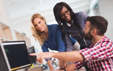 Bu işbirliği programcılar gelişmekte olan apps şirket