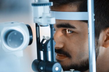 Göz hastalıkları kavramı. Hasta göz görme muayene görme Oftamolojik Kliniği