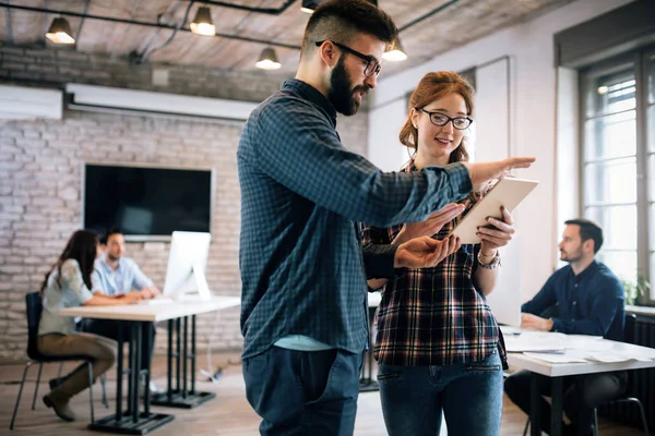 Successful Happy Coworkers Communicating Modern Company Office — Stock Photo, Image