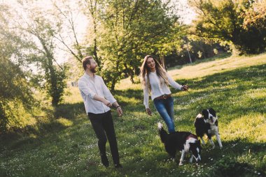  Evcil hayvan ile onların zaman zevk çift