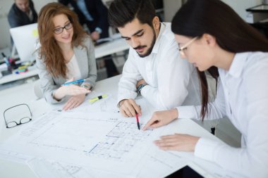 İş arkadaşları onların işyeri ofis