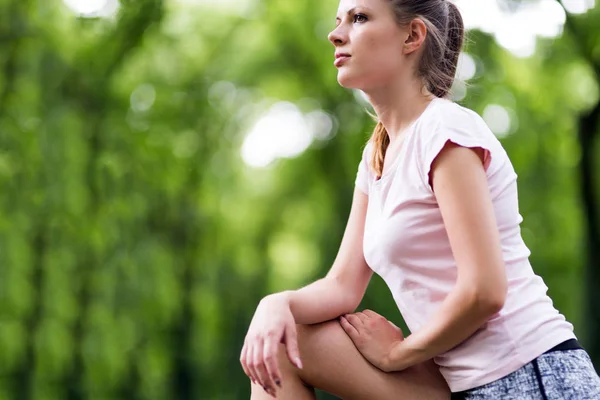 Beautiful Jogging Woman Nature Staying Fit Energetic — Stock Photo, Image