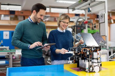  robotics robot test için Hazırlık öğrencileri