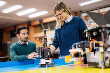  test için hazırlanıyor robot Robotik