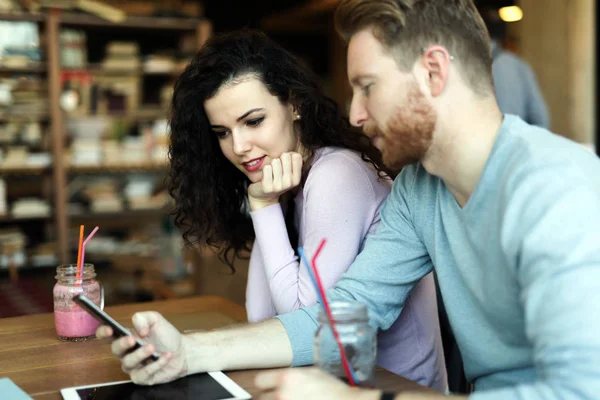 Young couple having date — Stock Photo, Image