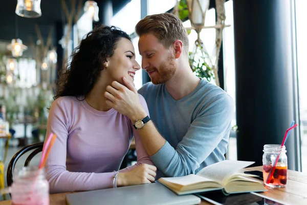 Young happy couple on date — Stock Photo, Image