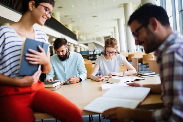Group of college students studying — Stock Photo, Image