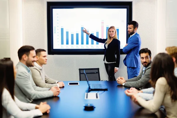 Imagem Dos Empresários Que Frequentam Seminário Sala Conferências — Fotografia de Stock