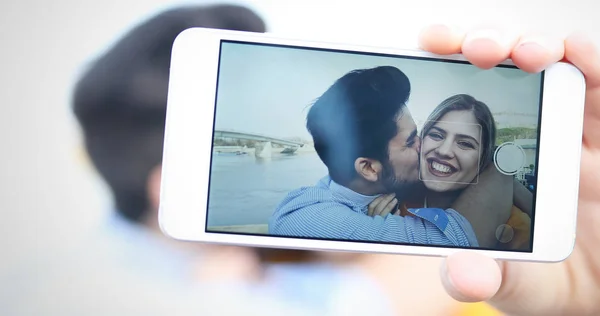 Happy couple having fun and taking a selfie — Stock Photo, Image