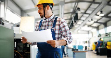 Cnc makine metal Sanayi Fabrikası sanayi işçisi