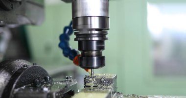 metal fabrikası otomatik Delme cnc makineler ile donatılmış makine aleti