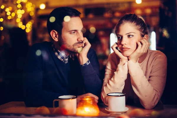 Sad Young Couple Having Conflict Relationship Problems — Stock Photo, Image