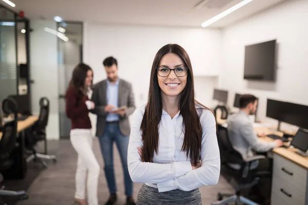 Retrato Exitosa Mujer Negocios Hermosa Oficina Moderna —  Fotos de Stock