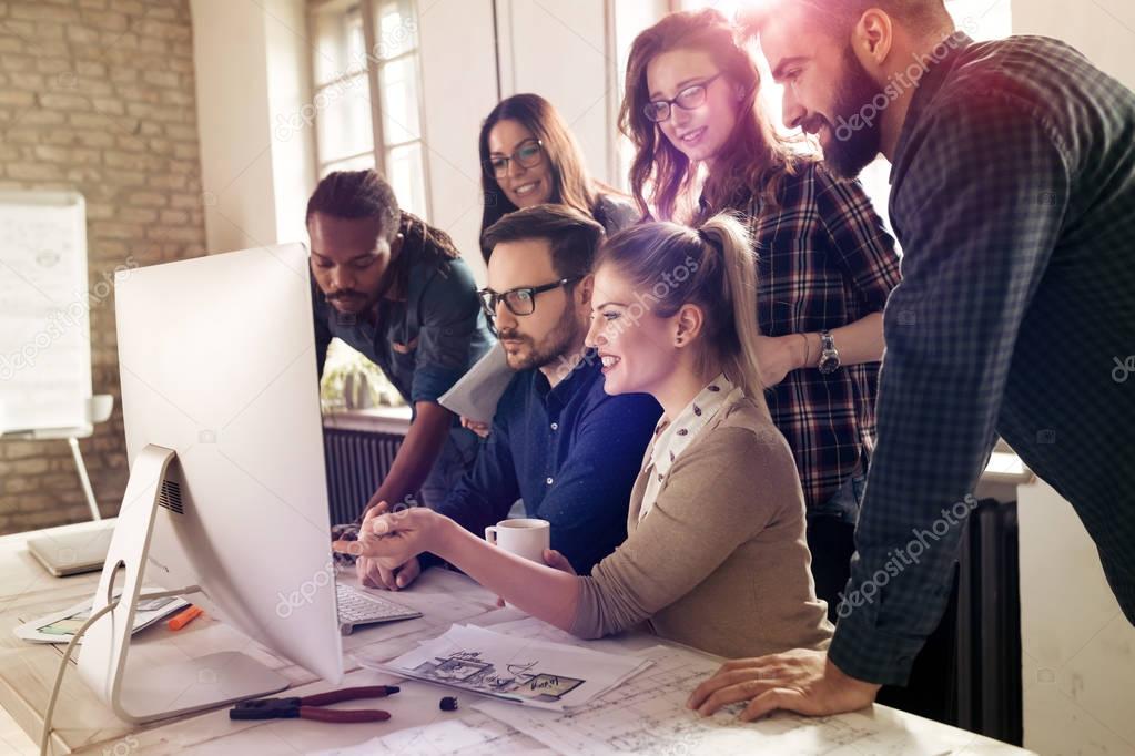 Company employees working in office — Stock Photo © nd3000 183973298