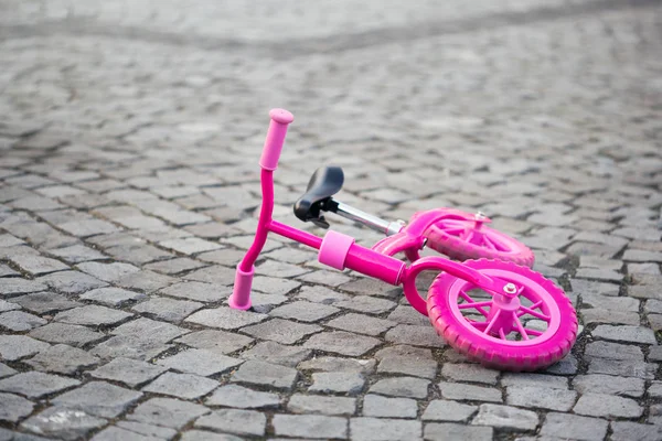 Bicicleta Rosa Equilibrio Para Niños Acostumbrada Aprender Equilibrar — Foto de Stock