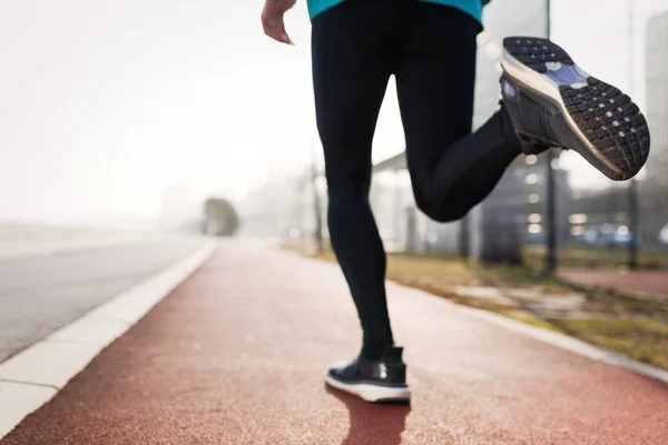 Löpning Och Jogging Utomhus Bra Fitnessövningar För Hälsofrågor — Stockfoto