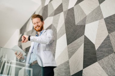 Zaman kontrol başarılı iş adamı dakik olmak