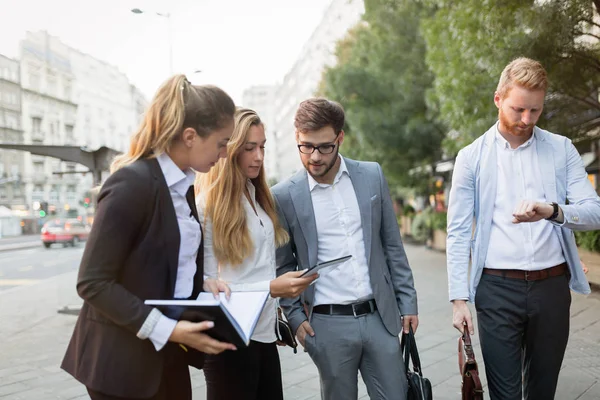 Business Colleagues Walking Talking City Streets — Stock Photo, Image