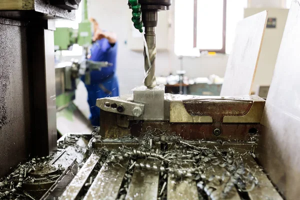 Automated Drilling Machines Processing Metalwork Assembly Robots — Stock Photo, Image