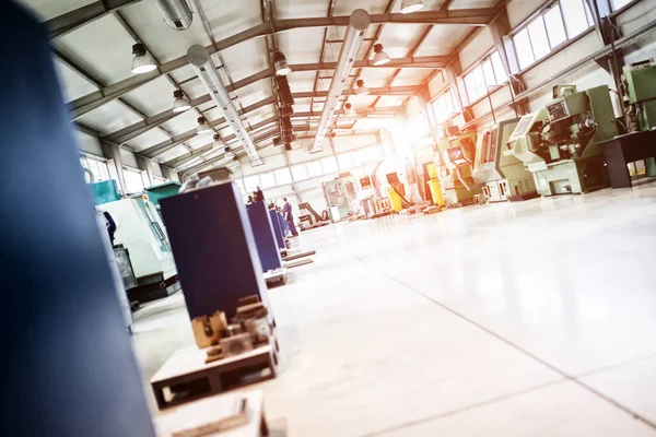 Fabriek Vervaardiging Van Metalen Delen Uitgerust Met Cnc Machines — Stockfoto