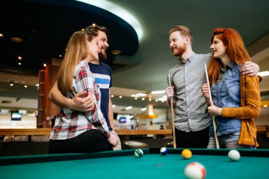 Snooker oyun ve onların ortak ile bağ arkadaşları