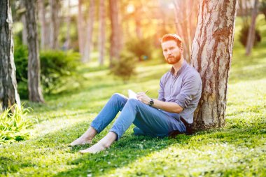 Öğrenci park ve not alma ve sınavlara hazırlama