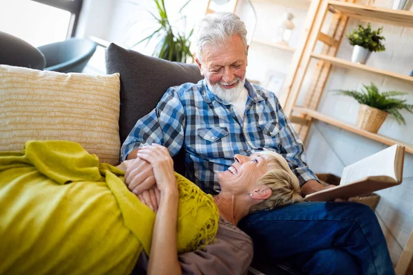 Happy Mature Couple Relaxing Home Together — Stock Photo, Image