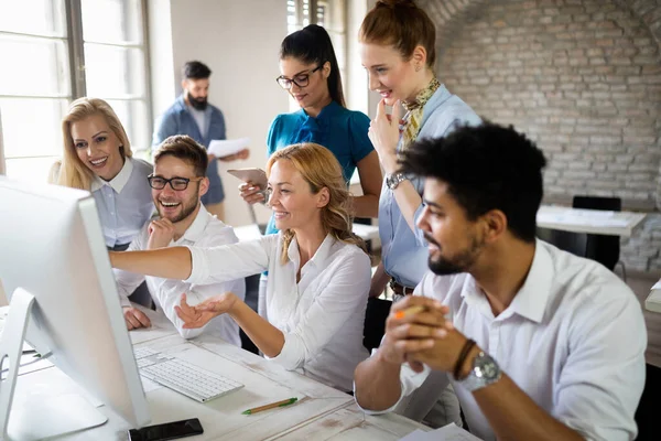 Jungunternehmer Arbeiten Mit Neuem Startup Projekt Amt Teamarbeit — Stockfoto