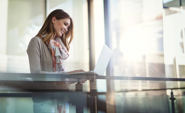 Beautiful Female College Student Studying Working — Stock Photo, Image