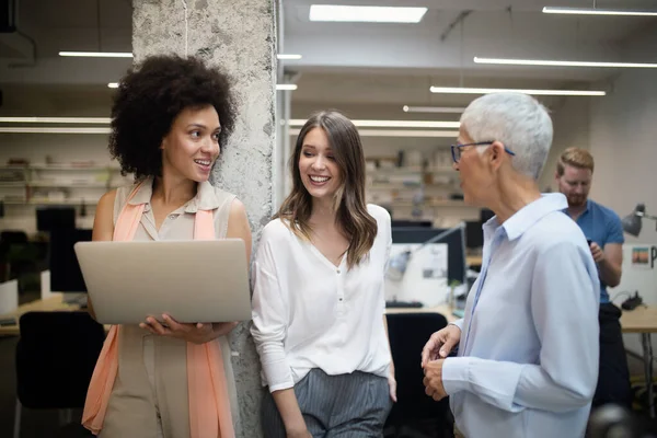 Zakenmensen Goed Teamwork Kantoor Teamwork Succesvol Concept Van Werkplekstrategie — Stockfoto