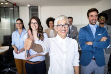 Başarılı girişimciler ve iş adamları hedeflerine ulaşıyor