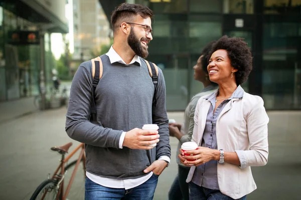 Happy Business People Discussing Smiling While Walking Together Outdoor — Stock Photo, Image