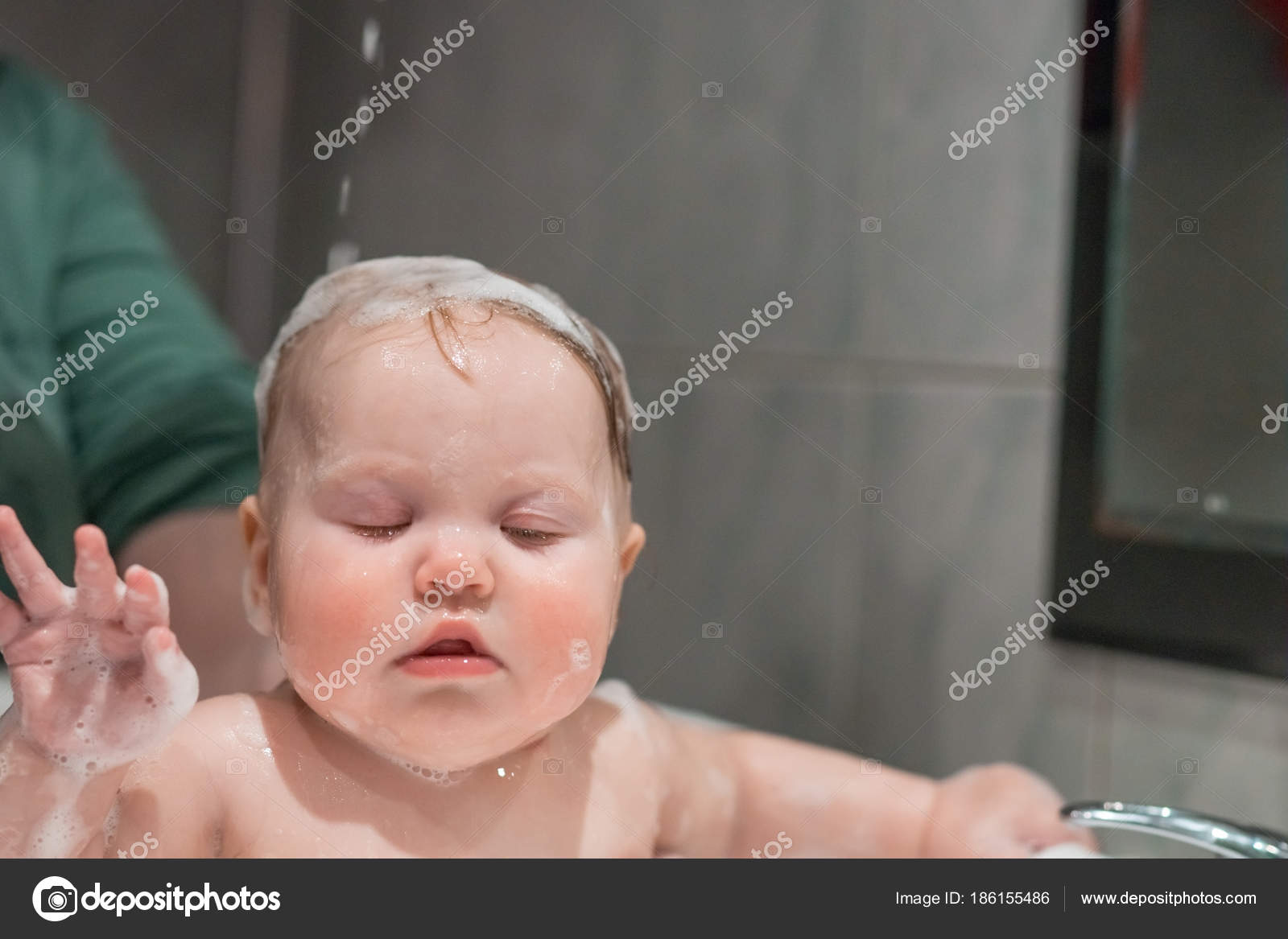 Bathing Baby Tub — Stock Photo © svianola 186155486