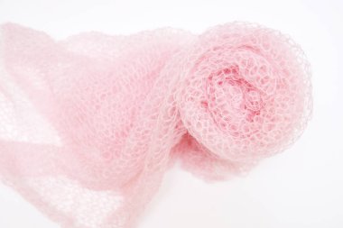 Örme kumaş roll dan tiftik ipliği.