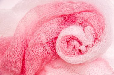 Örme kumaş roll dan tiftik ipliği.