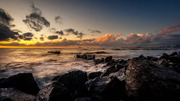 Sunset. Beautiful sunset Black sea. Gold sea sunset. Picture Sea — Stock Photo, Image