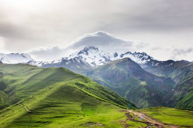 karlı tepe kazbegi, stepantsminda, Gürcistan kazbek Dağı