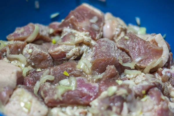 Çiğ şiş, Barbekü için çiğ et