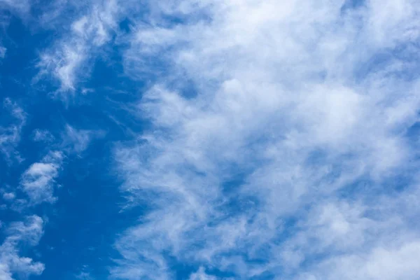 蓝色天空的云, 自然的纹理 — 图库照片