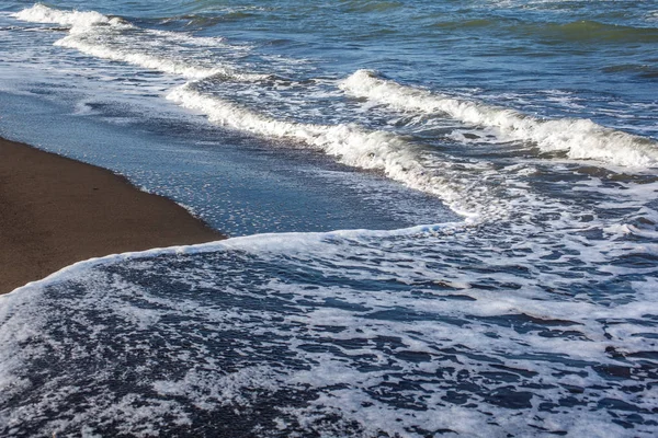 海の波、黒海、ポチ、グルジアの海岸 — ストック写真