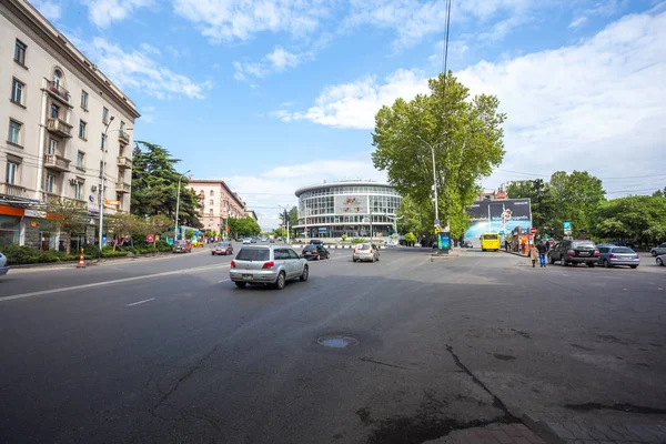 Tbilisi Concert Hall em Tbilisi, capital da Geórgia — Fotografia de Stock