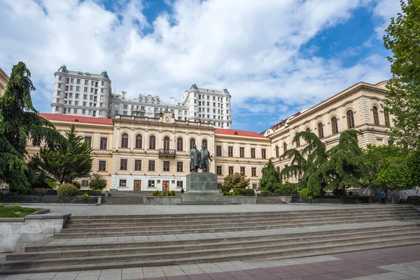 První experimentální veřejné školy v Tbilisi, klasické gymnasi — Stock fotografie