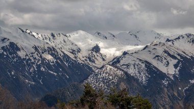 Svaneti, Gürcistan'ın dağlık bölgenin güzel Dağları
