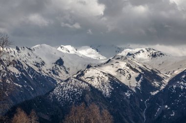 Svaneti, Gürcistan'ın dağlık bölgenin güzel Dağları
