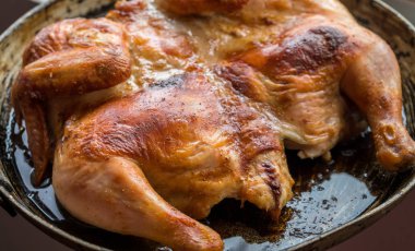 Demir Pan, ev yapımı yiyecek kızarmış tavuk